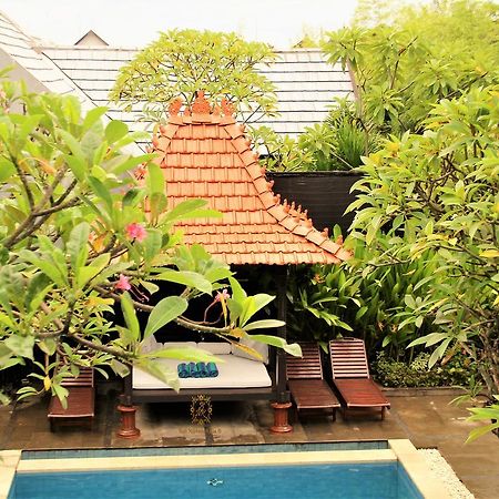 The Nibbana Villas Seminyak Exterior foto