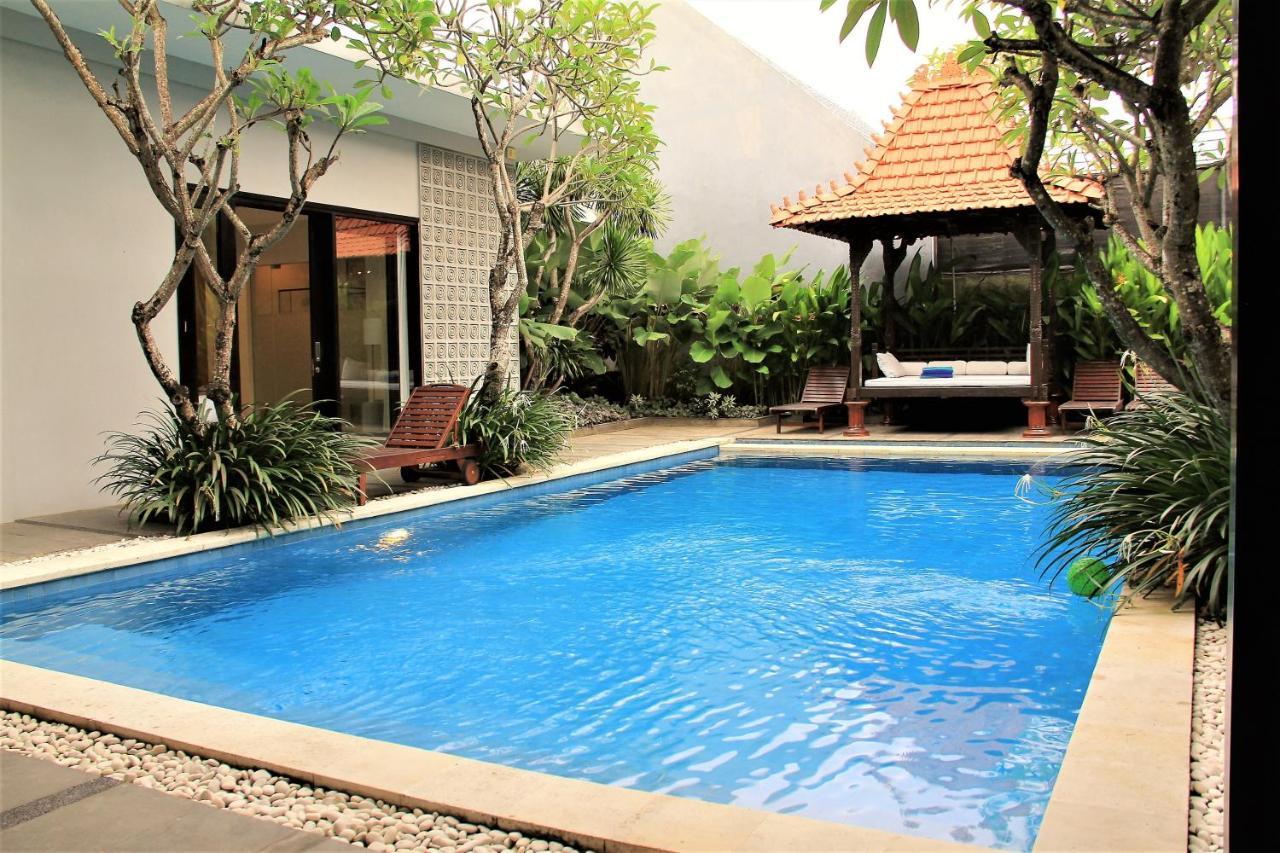 The Nibbana Villas Seminyak Exterior foto